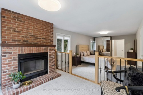 4480 Haydock Park Drive, Mississauga, ON - Indoor Photo Showing Living Room With Fireplace