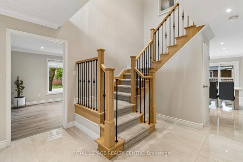 4480 Haydock Park Drive, Mississauga, ON - Indoor Photo Showing Other Room