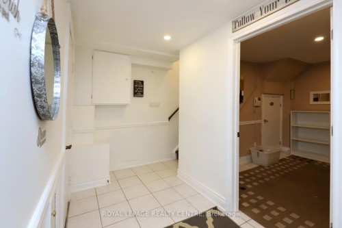 598 Pilcom Court, Mississauga, ON - Indoor