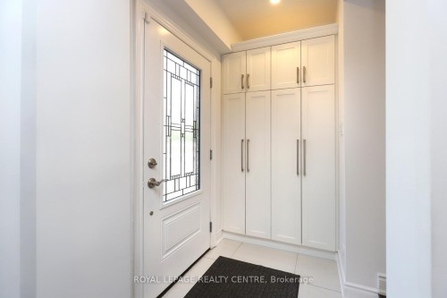 598 Pilcom Court, Mississauga, ON - Indoor Photo Showing Other Room