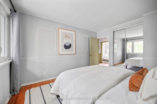 17 Templar Drive, Toronto, ON - Indoor Photo Showing Bedroom