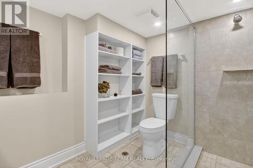 475 Kenwood Avenue, Ottawa, ON - Indoor Photo Showing Bathroom