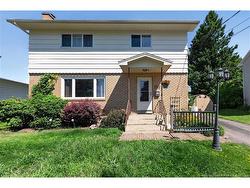 133 Brentwood DR  Moncton, NB E1E 1N1