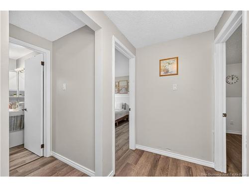 81 Queensway Dr, Moncton, NB 