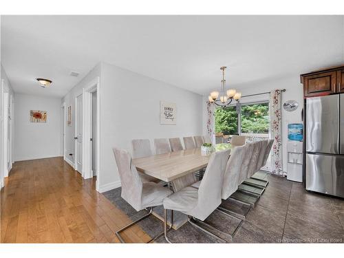 81 Queensway Dr, Moncton, NB 