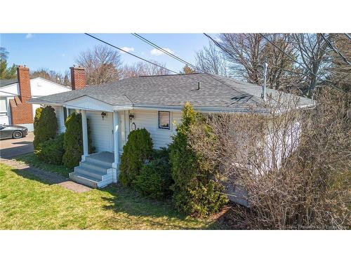 21 Mount Royal Blvd, Moncton, NB 