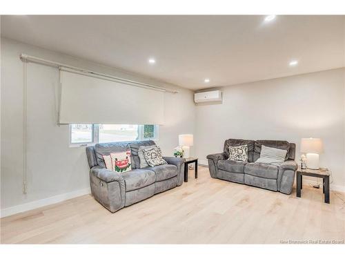 21 Mount Royal Blvd, Moncton, NB 