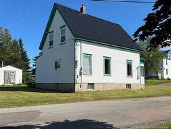 16 Fort ST Port Elgin, NB E4M 1L4