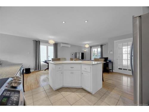 8 Devonayer Crt, Rothesay, NB 