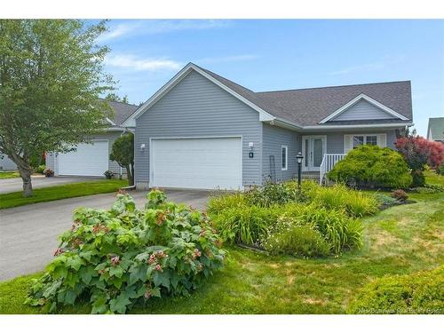 8 Devonayer Crt, Rothesay, NB 
