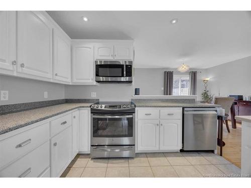 8 Devonayer Crt, Rothesay, NB 