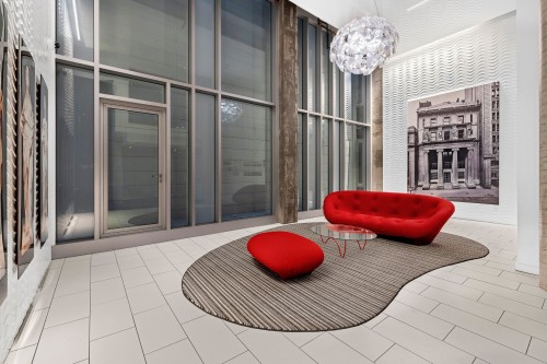 Reception - 301-221 Rue St-Jacques, Montréal (Ville-Marie), QC -  With Exterior