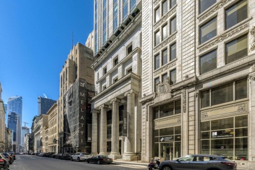 Exterior - 301-221 Rue St-Jacques, Montréal (Ville-Marie), QC - Outdoor With Facade