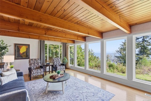 590 Willow St, Parksville, BC 