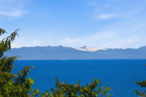 590 Willow St, Parksville, BC 