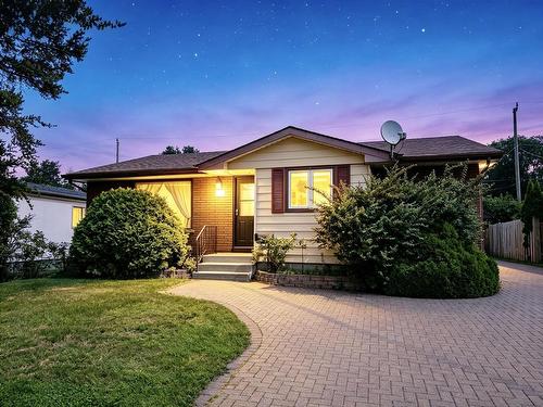 782 John Street  Thunder Bay, ON P7B 1Z9