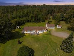 6365 Mapleward Road Thunder Bay, ON P7G 2K1
