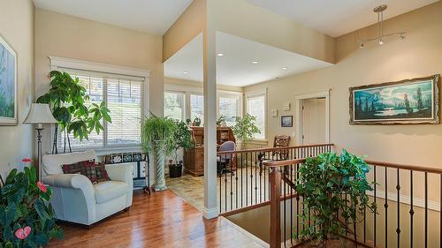 1095 Hume Avenue, Kelowna, BC - Indoor Photo Showing Other Room
