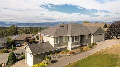 1095 Hume Avenue, Kelowna, BC - Outdoor With View