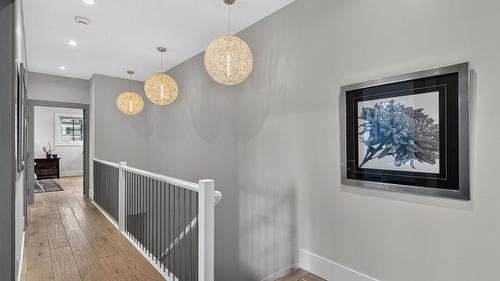 1900 Water Street, Kelowna, BC - Indoor Photo Showing Bedroom