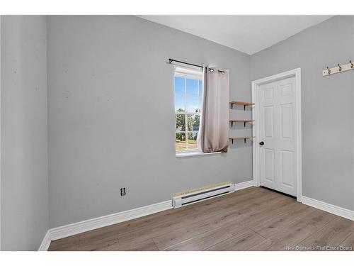 90-92 Edward St, Moncton, NB - Indoor Photo Showing Other Room