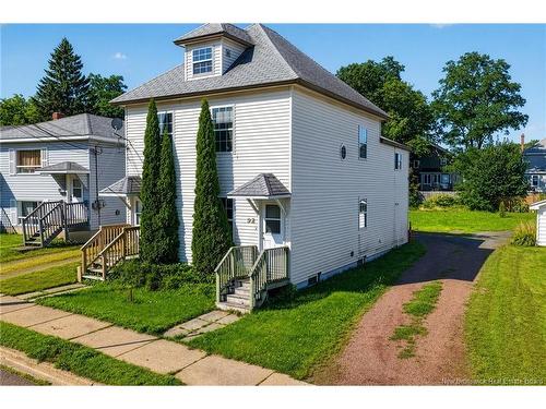 90-92 Edward ST  Moncton, NB E1A 3Y9