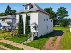 90-92 Edward ST Moncton, NB E1A 3Y9