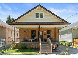 663 BROCK Street  Windsor, ON N9C 2T1