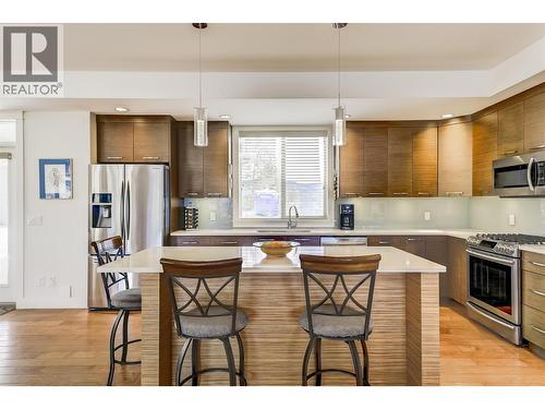 1788 Shayler Place, Kelowna, BC - Indoor Photo Showing Kitchen With Upgraded Kitchen