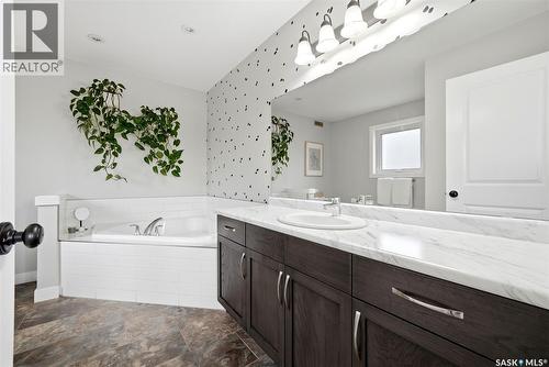 5565 Norseman Crescent, Regina, SK - Indoor Photo Showing Bathroom