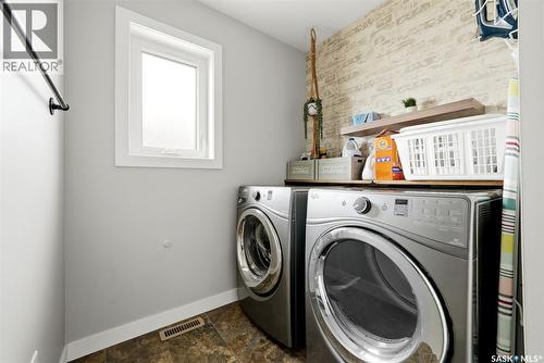 5565 Norseman Crescent, Regina, SK - Indoor Photo Showing Laundry Room