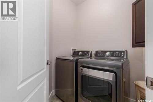 111 Iron Bridge Drive, Moose Jaw, SK - Indoor Photo Showing Laundry Room