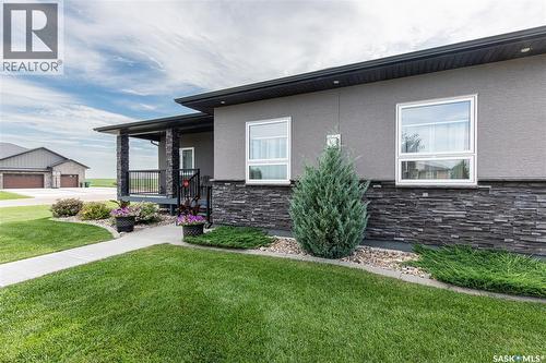 111 Iron Bridge Drive, Moose Jaw, SK - Outdoor