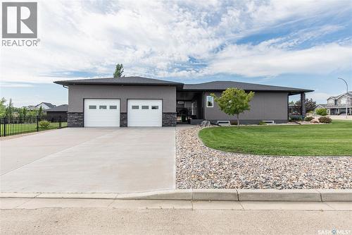 111 Iron Bridge Drive, Moose Jaw, SK - Outdoor
