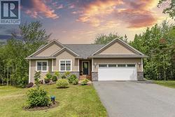 38 Coulter Crescent  Oakfield, NS B2T 0N4