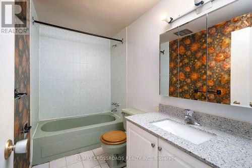 93 - 100 Burrows Hall Boulevard, Toronto, ON - Indoor Photo Showing Bathroom