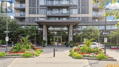 215 - 273 South Park Road, Markham, ON - Outdoor With Facade