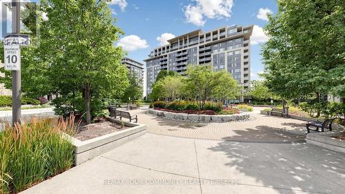 215 - 273 South Park Road, Markham, ON - Outdoor