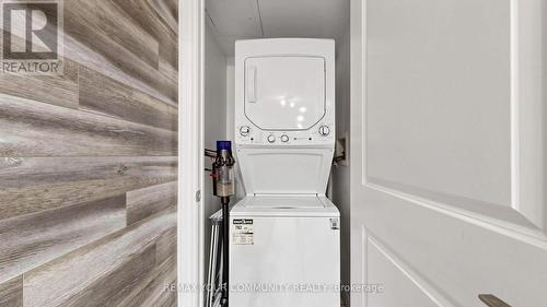 215 - 273 South Park Road, Markham, ON - Indoor Photo Showing Laundry Room