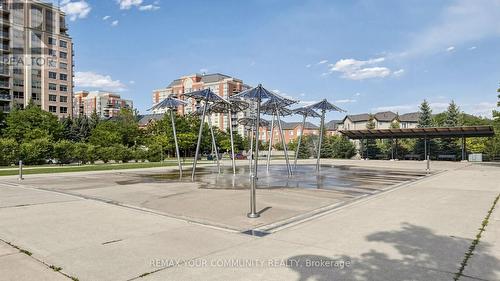 215 - 273 South Park Road, Markham, ON - Outdoor