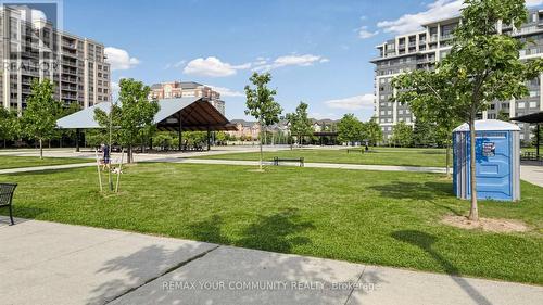 215 - 273 South Park Road, Markham, ON - Outdoor