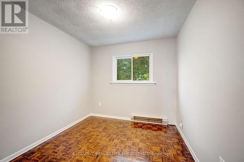 68 Briar Path Nw, Brampton, ON - Indoor Photo Showing Other Room