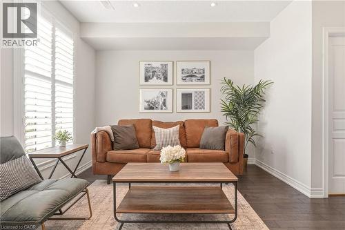 4171 Palermo Common, Burlington, ON - Indoor Photo Showing Living Room