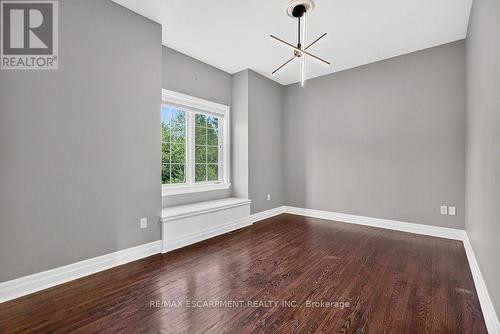 4th Bedroom - 110 Concession 11 Road E, Hamilton, ON - Indoor Photo Showing Other Room