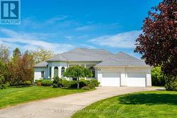 4266 BLUEPOINT DRIVE  Plympton-Wyoming, ON N0N 1J6