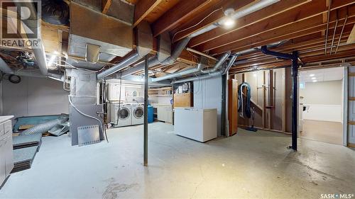 2210 Hanover Crescent E, Regina, SK - Indoor Photo Showing Basement