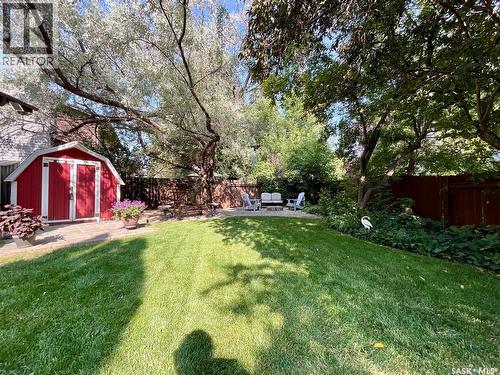 2210 Hanover Crescent E, Regina, SK - Outdoor