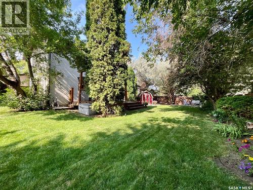 2210 Hanover Crescent E, Regina, SK - Outdoor