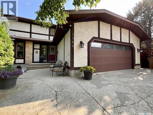 2210 Hanover Crescent E, Regina, SK - Outdoor