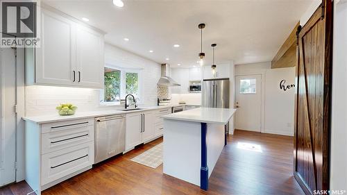 2210 Hanover Crescent E, Regina, SK - Indoor Photo Showing Kitchen With Upgraded Kitchen